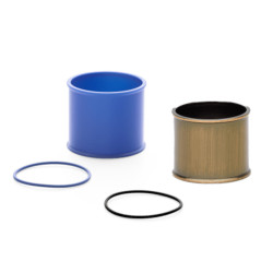 Engagement spacer and o...