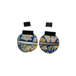 Cache oreilles MIREILLE,...