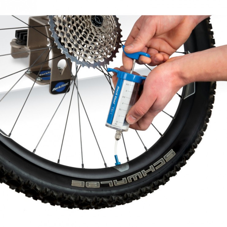 Nouveau pneu de vélo tubeless pneu scellant injecteur 60ml seringue en  caoutchouc kit pour baignoire de pneu de vélo de route